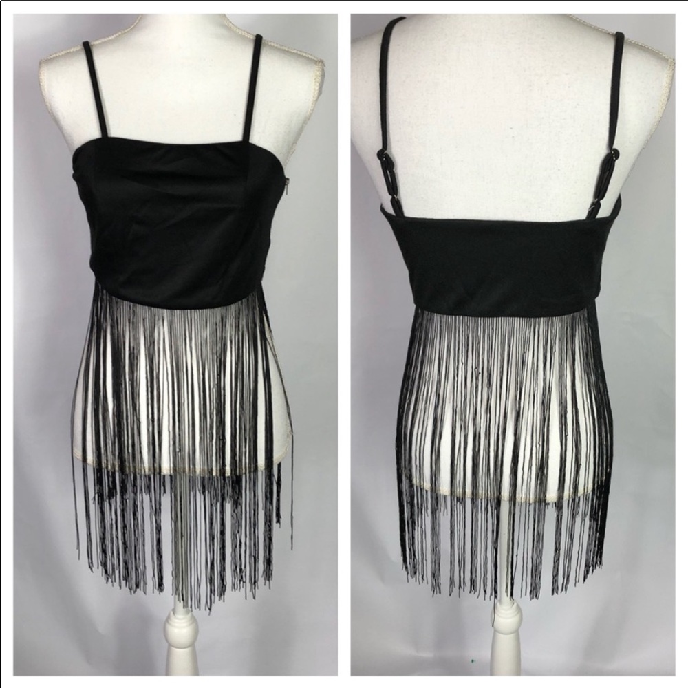 NWT Fringe Hem Detailed Crop Top Medium - Picture 4 of 5